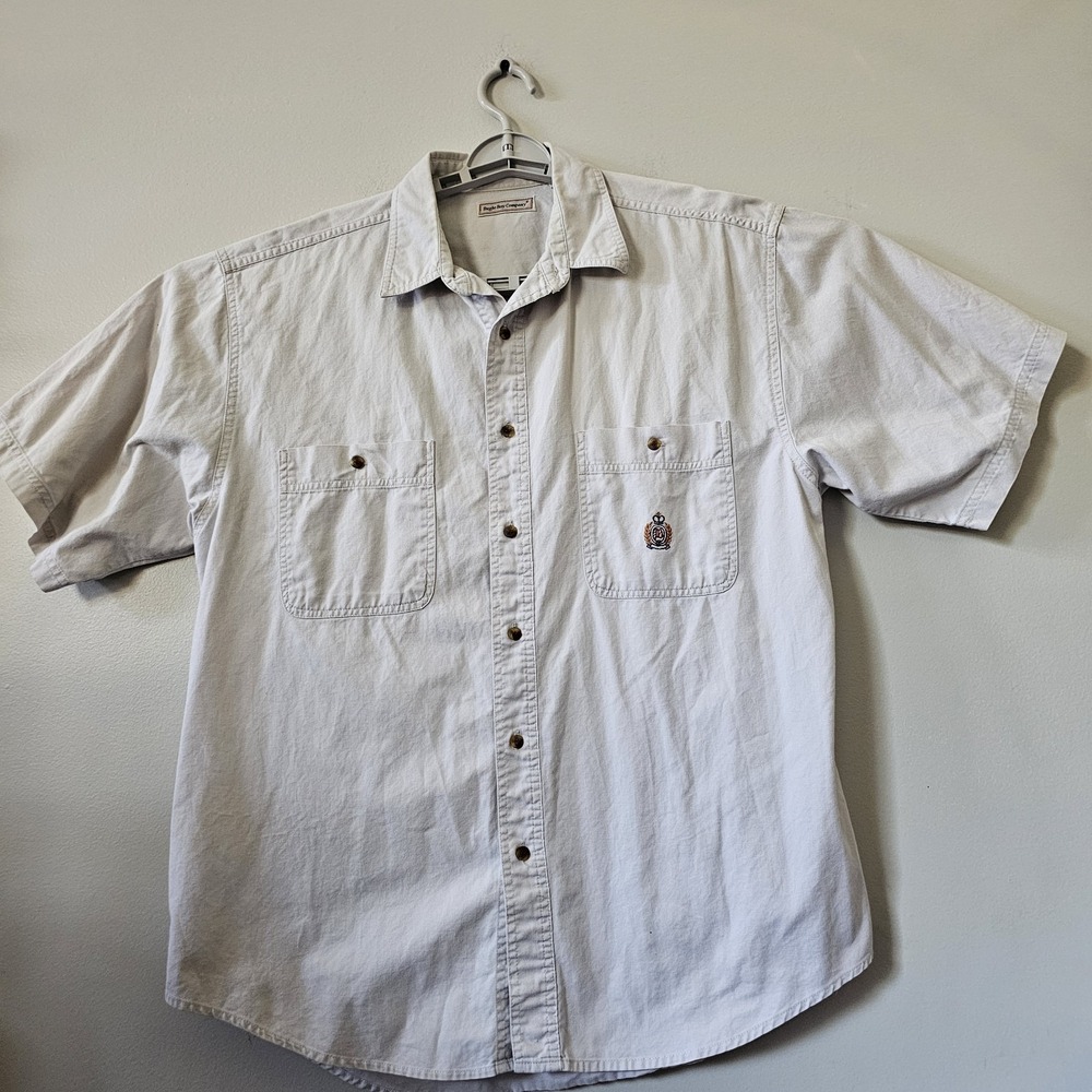VTG Bugle Boy Company Men's Size Large Cream Short Sleeve Button Up Shirt Crest